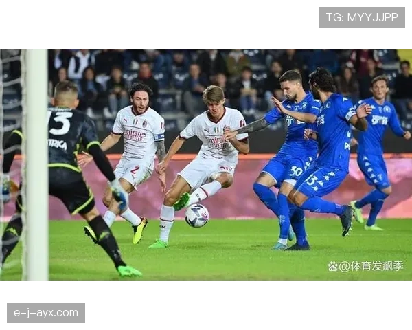 德凯特拉雷教练盛赞球队出色表现,展望未来赛季再创辉煌 德凯特拉雷教练盛赞球队出色表现,展望未来赛季再创辉煌