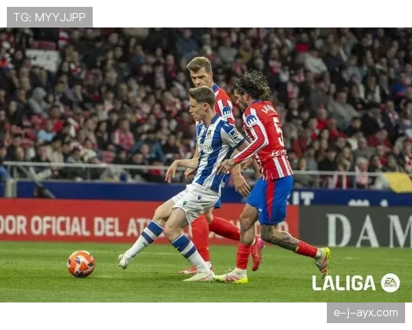 西甲赛季精彩回顾：激情进球与难忘赛场瞬间点燃绿茵风云