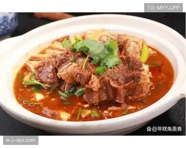 小威退役后晒出的日常:凌晨四点健身房打卡,早餐吃草,下午买下整条街的限量款 小威退役后晒出的日常:凌晨四点健身房打卡,早餐吃草,下午买下整条街的限量款